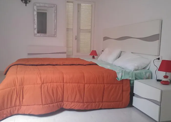 Inmovecos 1ºlinea Playa Soling 5 *